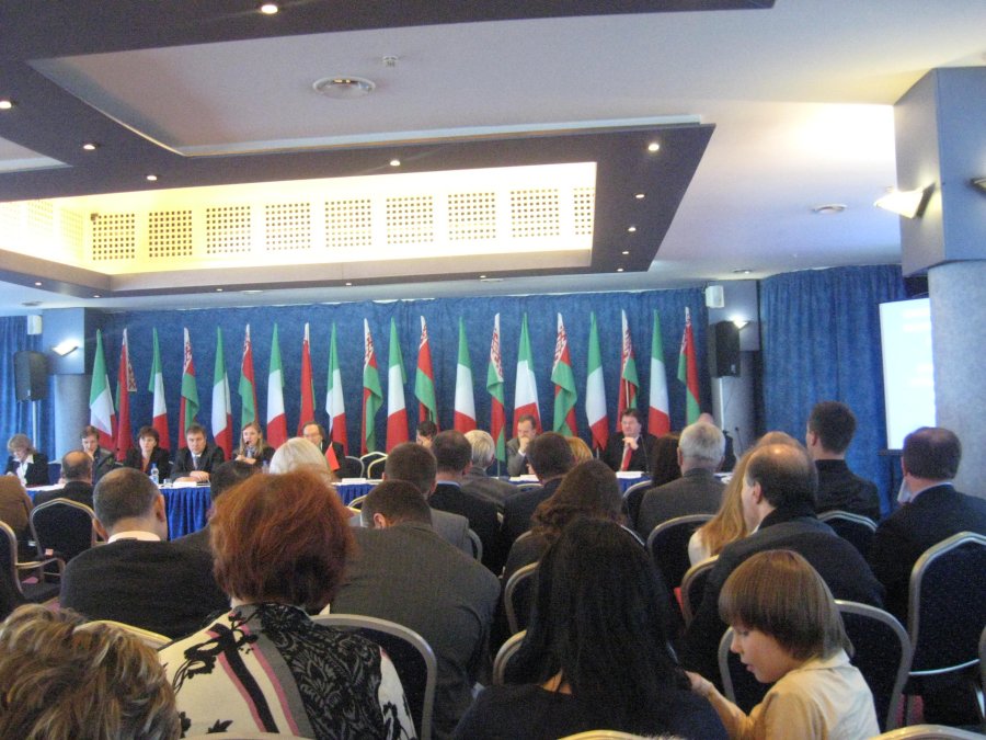 04 convegno.jpg